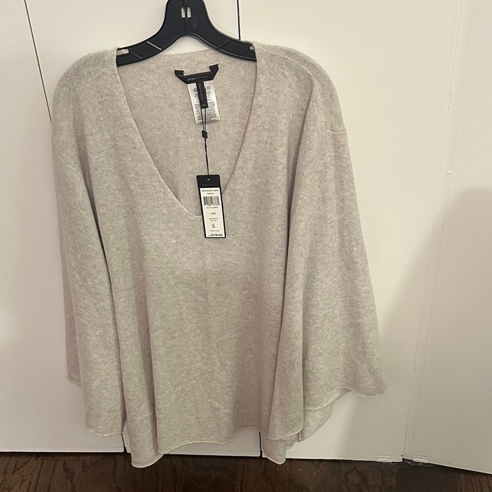 BCBGMaxAzria Women's V-Neck Sweater - Light Gray